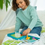 Turtle Tactics Magnetic Travel Game - Smart Games