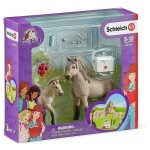 Hannah's First-Aid Kit - Schleich 42752