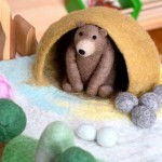 Playscape Felt - Bear Hunt Mat incl Bear Playscape Felt - Bear Hunt Mat incl Bear